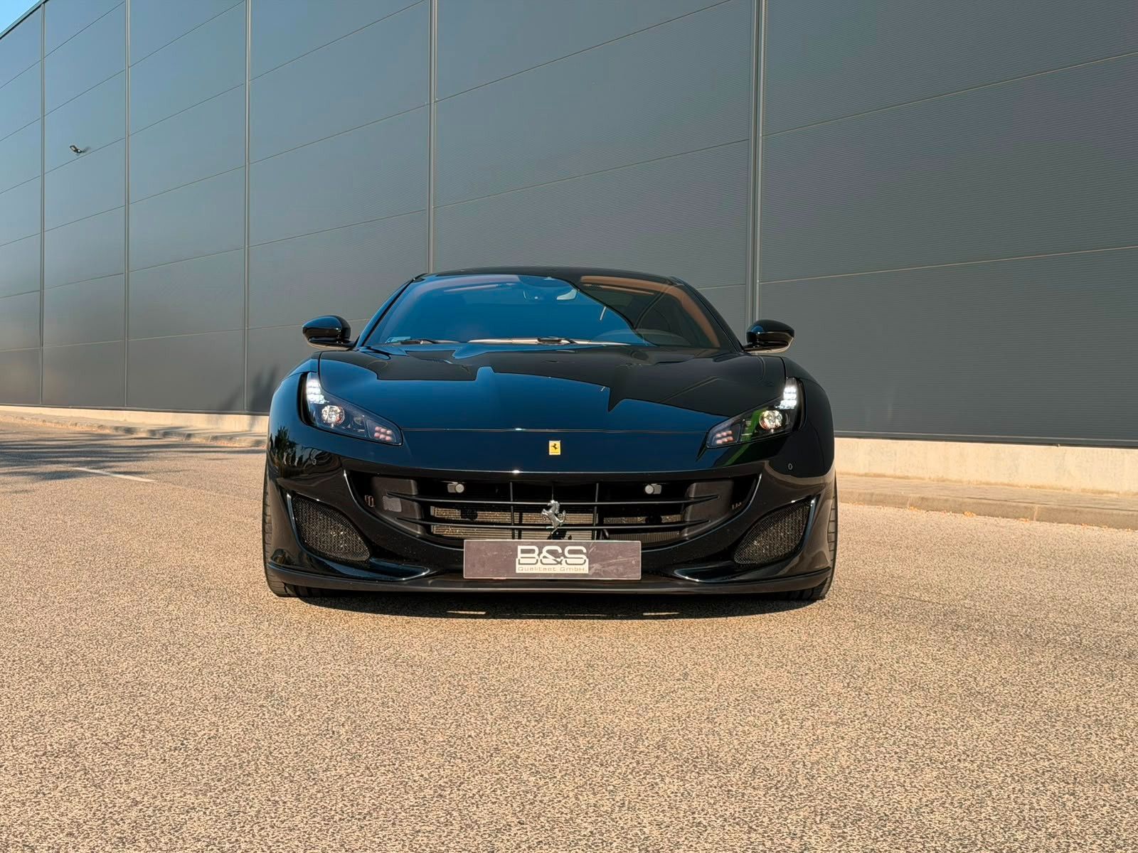 Fahrzeugabbildung Ferrari Portofino 3.9 T V8 DCT NOVITEC,VOSSEN,CAPRISTO