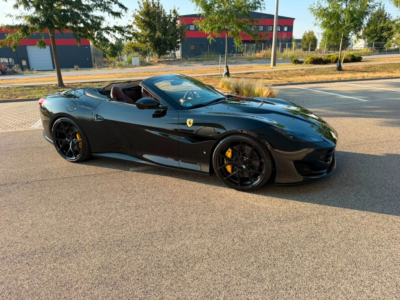 Fahrzeugabbildung Ferrari Portofino 3.9 T V8 DCT NOVITEC,VOSSEN,CAPRISTO