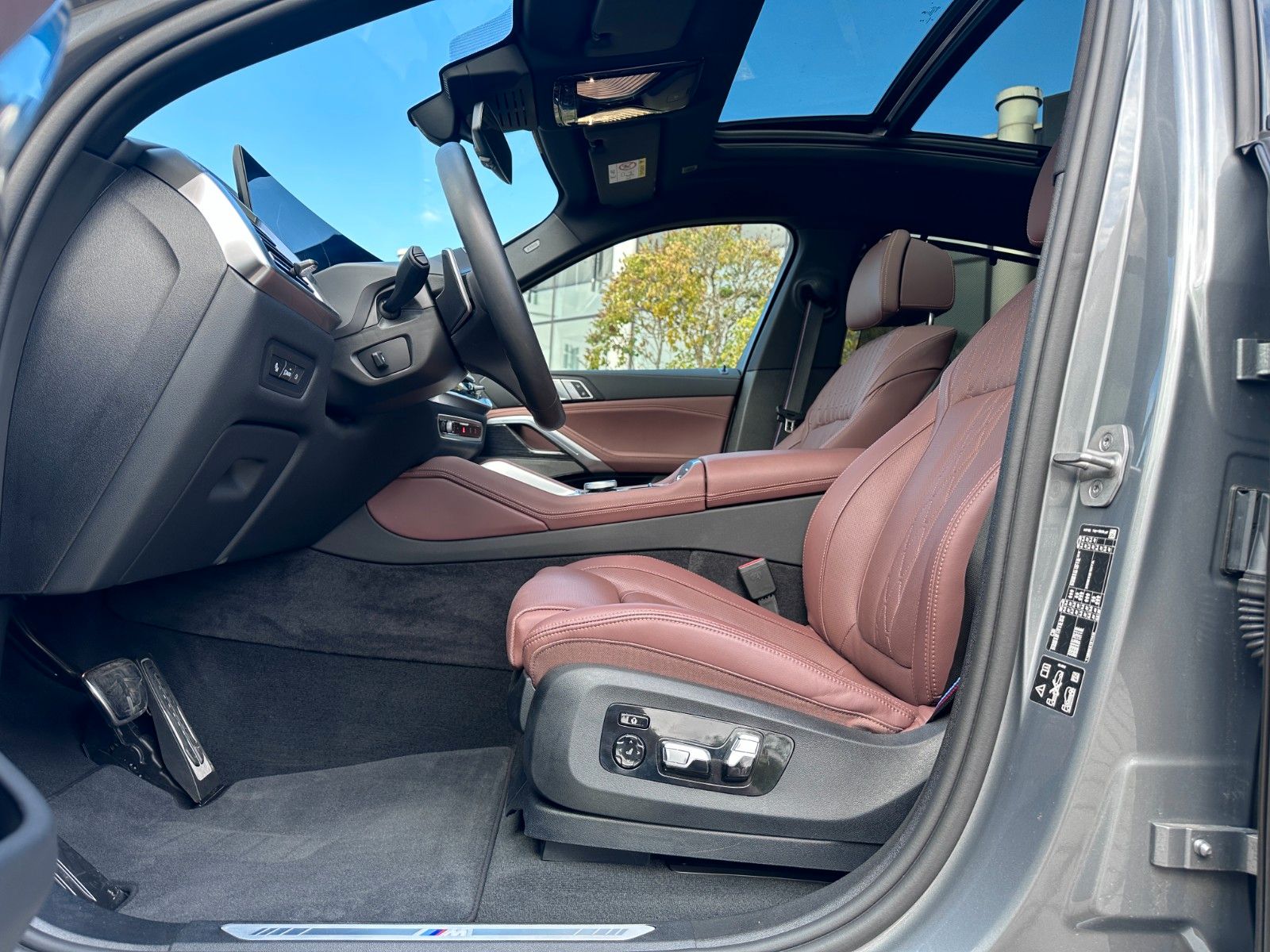 Fahrzeugabbildung BMW X6 40 d xDrive M Sport | UNFALLFR | MWST AUSW |.