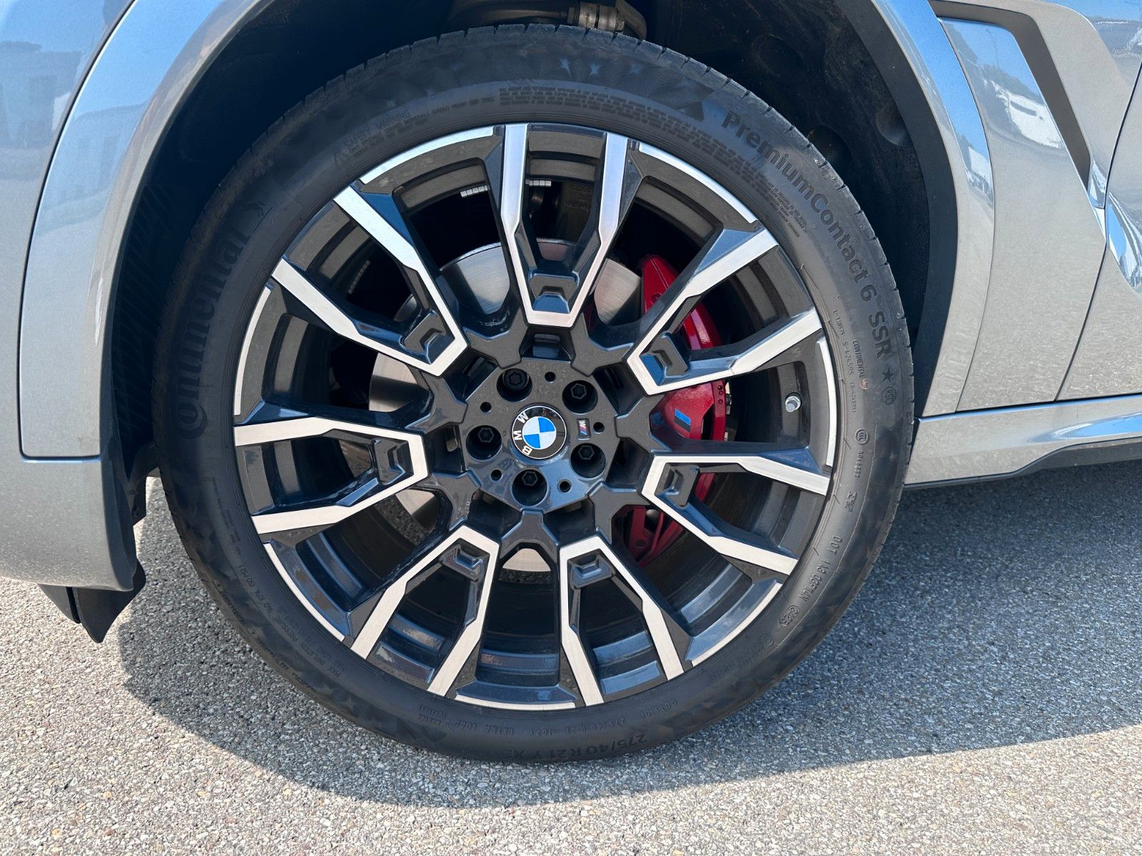 Fahrzeugabbildung BMW X6 40 d xDrive M Sport | UNFALLFR | MWST AUSW |.