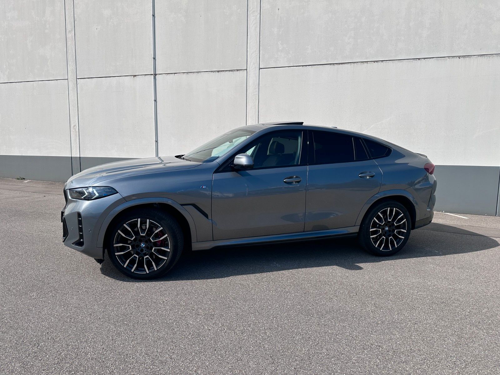 Fahrzeugabbildung BMW X6 40 d xDrive M Sport | UNFALLFR | MWST AUSW |.