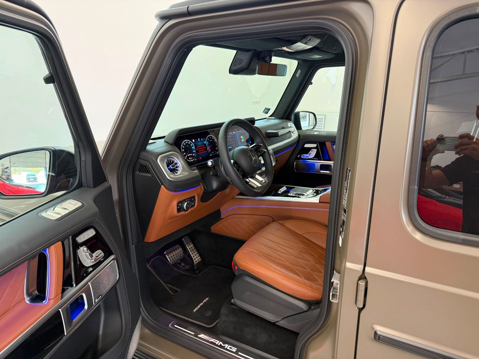 Fahrzeugabbildung Mercedes-Benz G 63 AMG MANUFAKTUR | VOLL | A22 | MWST AUSW.