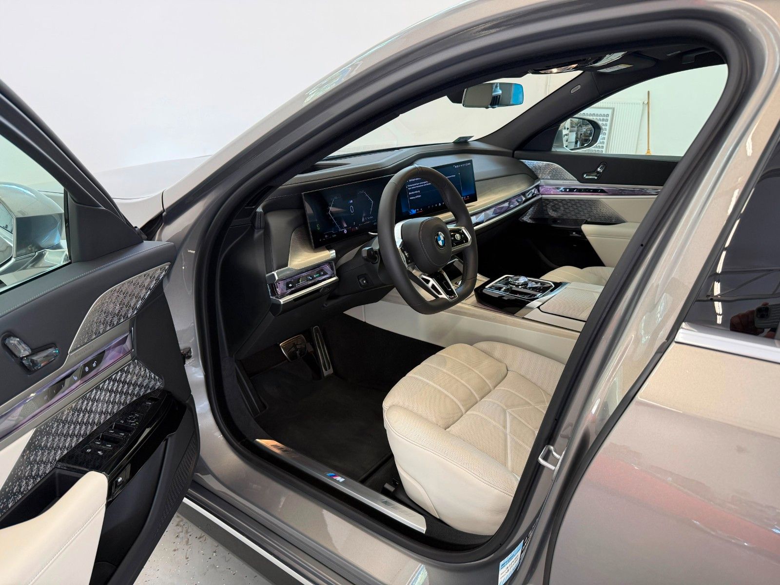 Fahrzeugabbildung BMW 740 7 740 d xDrive M Sport |Mwst.ausweisbar|VOLL