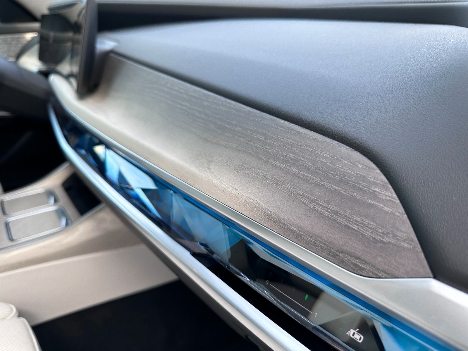 Fahrzeugabbildung BMW 740d xDrive M Sport |Mwst.ausweisbar|VOLL