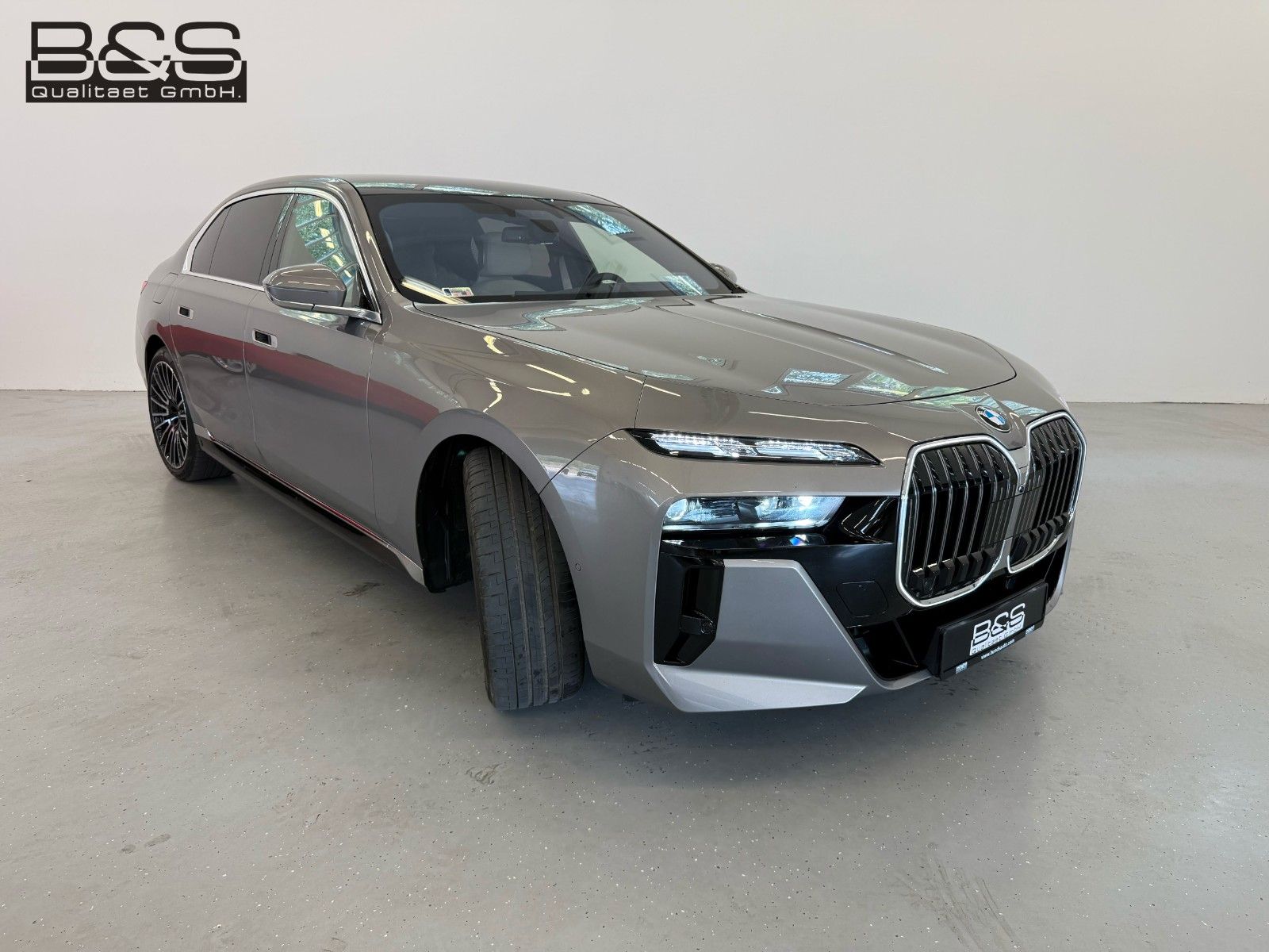 Fahrzeugabbildung BMW 740 7 740 d xDrive M Sport |Mwst.ausweisbar|VOLL