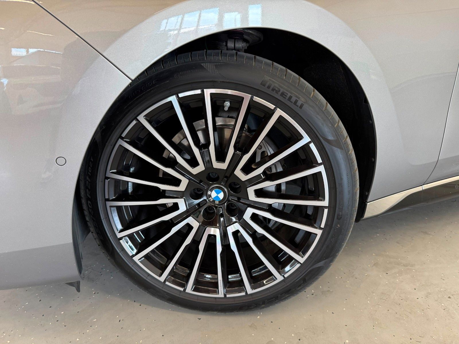 Fahrzeugabbildung BMW 740 7 740 d xDrive M Sport |Mwst.ausweisbar|VOLL