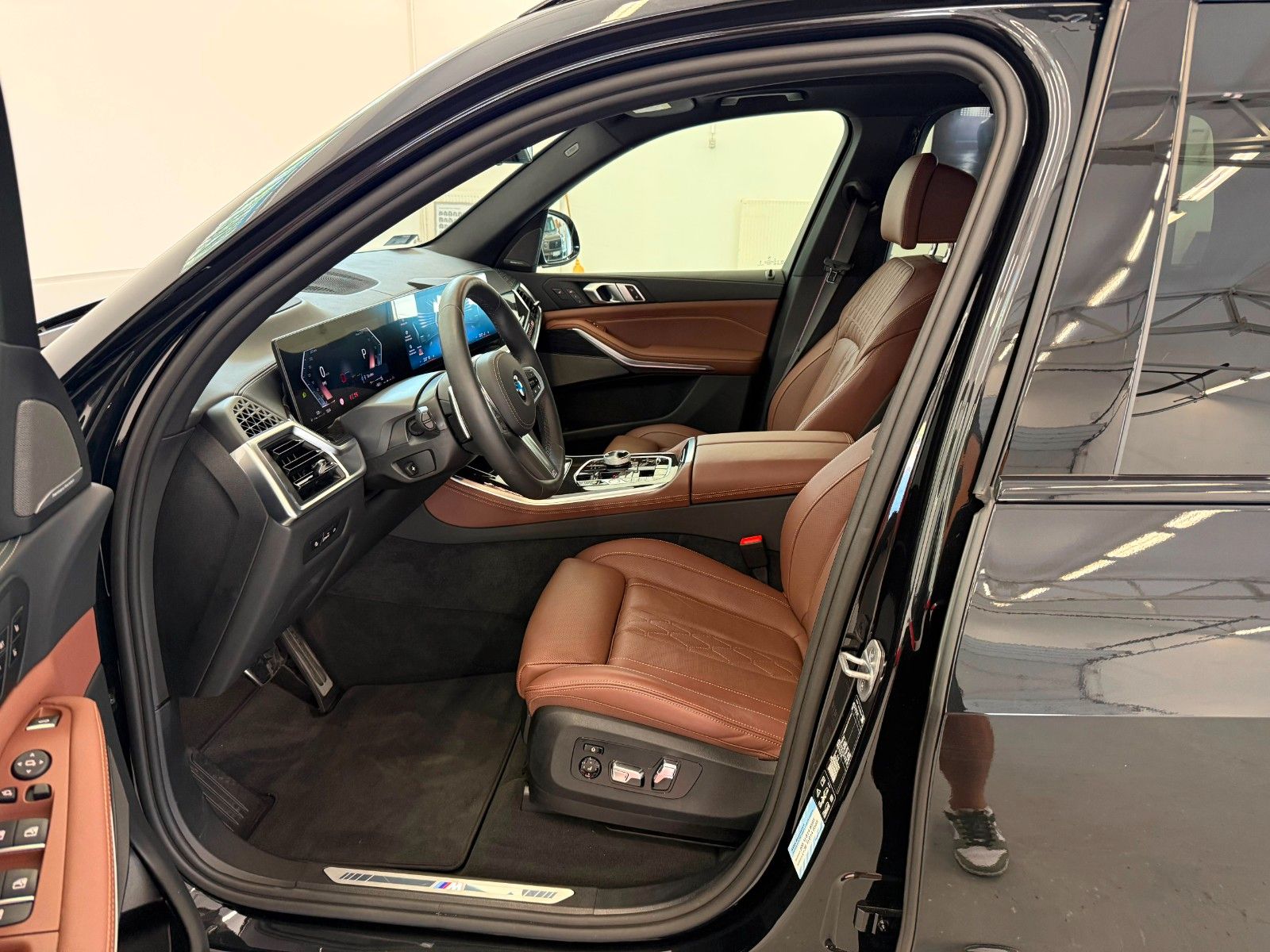 Fahrzeugabbildung BMW X5 30 d xDrive M Sport | 7 SITZ | MWST AUSW. |