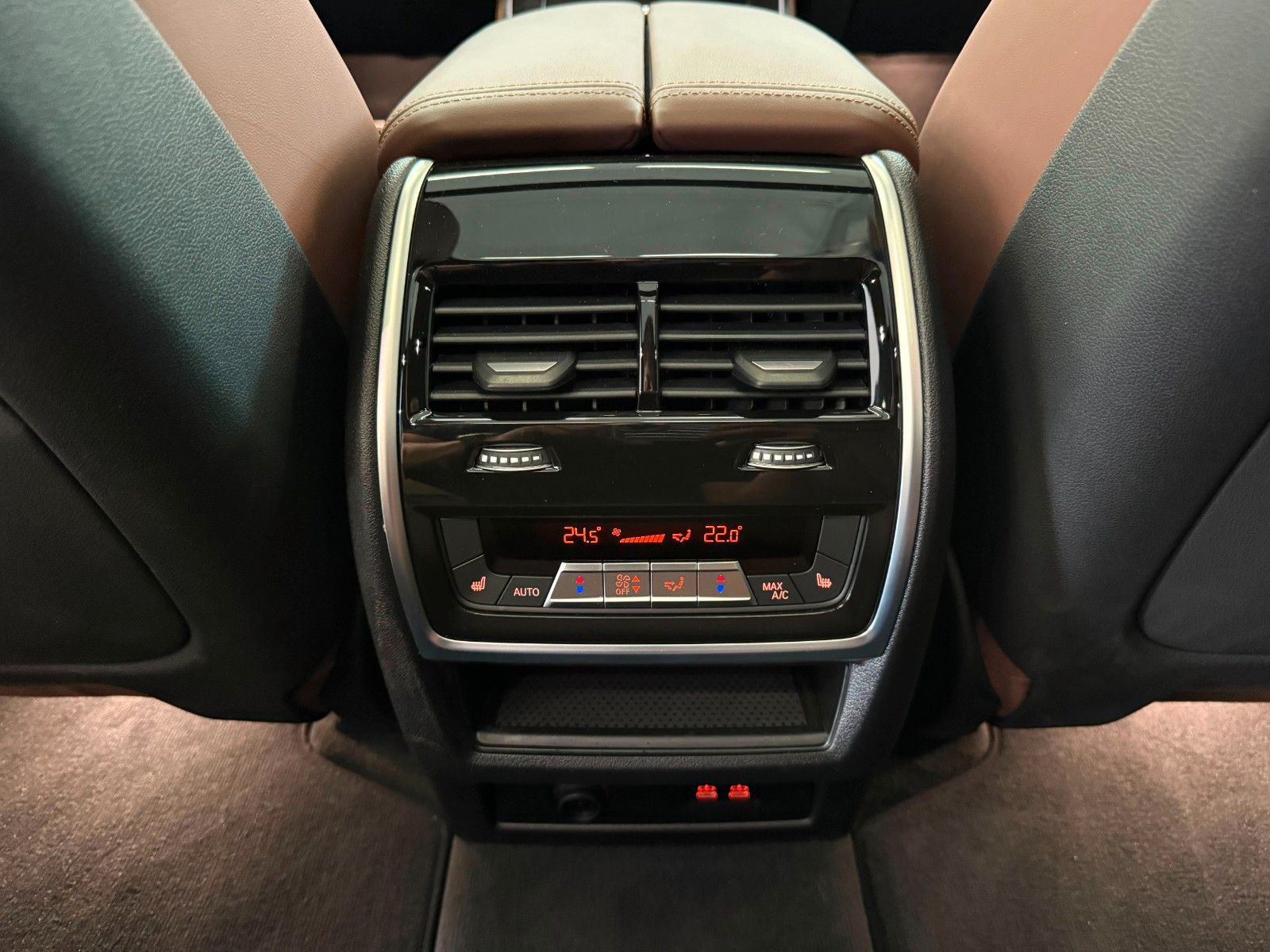 Fahrzeugabbildung BMW X5 30 d xDrive M Sport | 7 SITZ | MWST AUSW. |