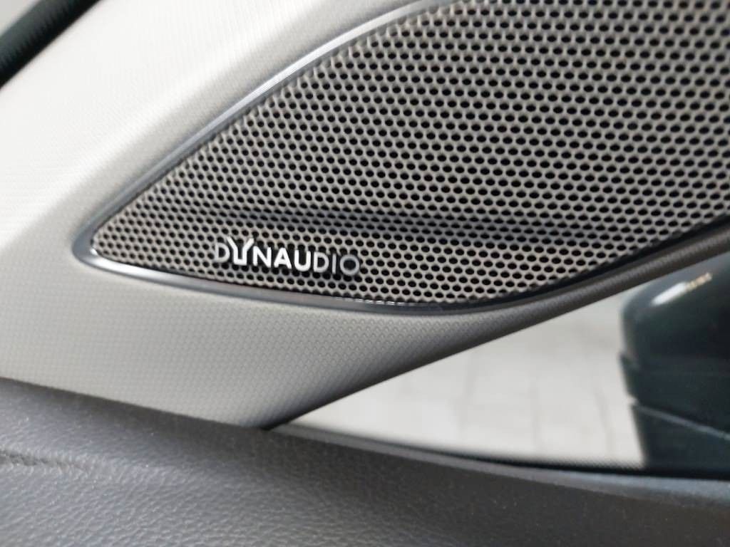 Fahrzeugabbildung Volkswagen Touran Comfortline DYNA.,AHK,7SITZ,DEUTSCHFZG