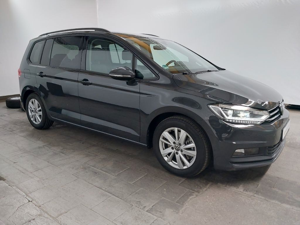 Fahrzeugabbildung Volkswagen Touran Comfortline DYNA.,AHK,7SITZ,DEUTSCHFZG