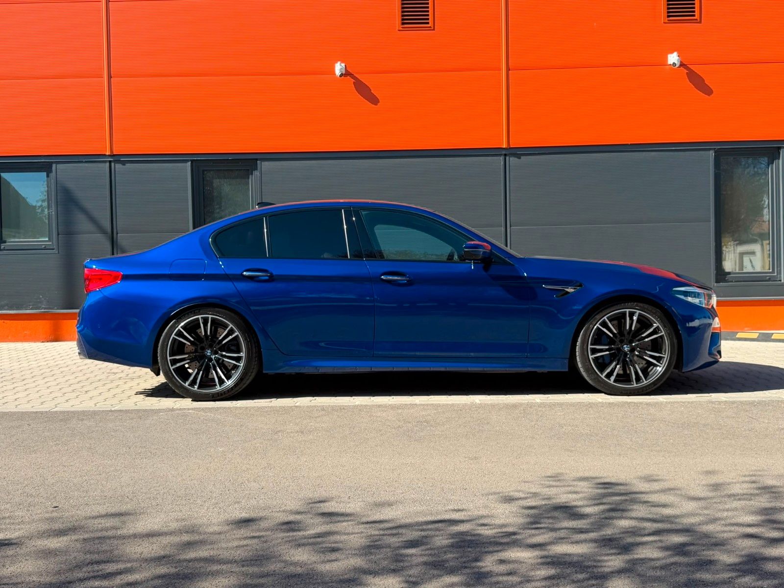 Fahrzeugabbildung BMW M5 Limousine |ACC|HUD|HARMAN|MASSAGE|360|SOFTCL|