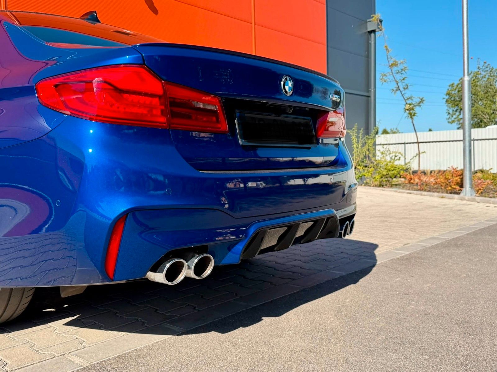 Fahrzeugabbildung BMW M5 Limousine |ACC|HUD|HARMAN|MASSAGE|360|SOFTCL|