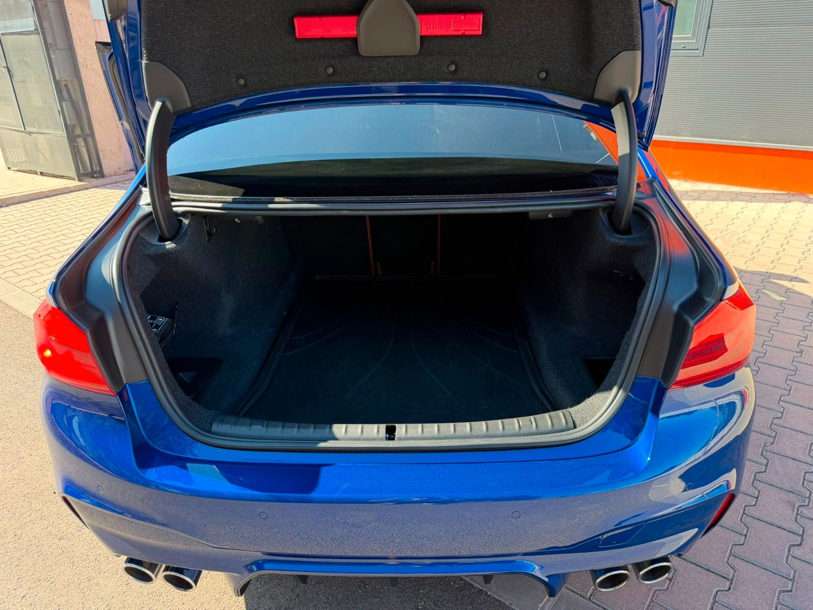 Fahrzeugabbildung BMW M5 Limousine |ACC|HUD|HARMAN|MASSAGE|360|SOFTCL|