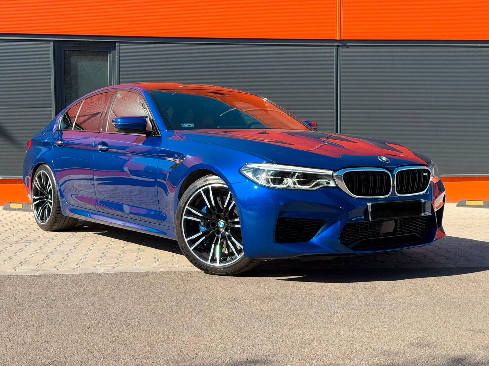 Fahrzeugabbildung BMW M5 Limousine |ACC|HUD|HARMAN|MASSAGE|360|SOFTCL|