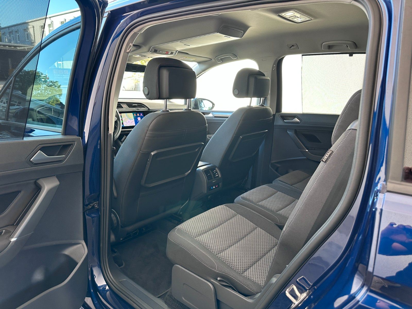 Fahrzeugabbildung Volkswagen Touran Comfortline 7 Sitz|DYNAUDIO|DEUTSCHES FZG