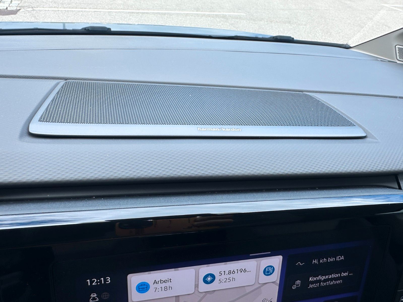 Fahrzeugabbildung Volkswagen T7 Multivan Edition Lang|Deutsch Fzg|UNFALLFREI