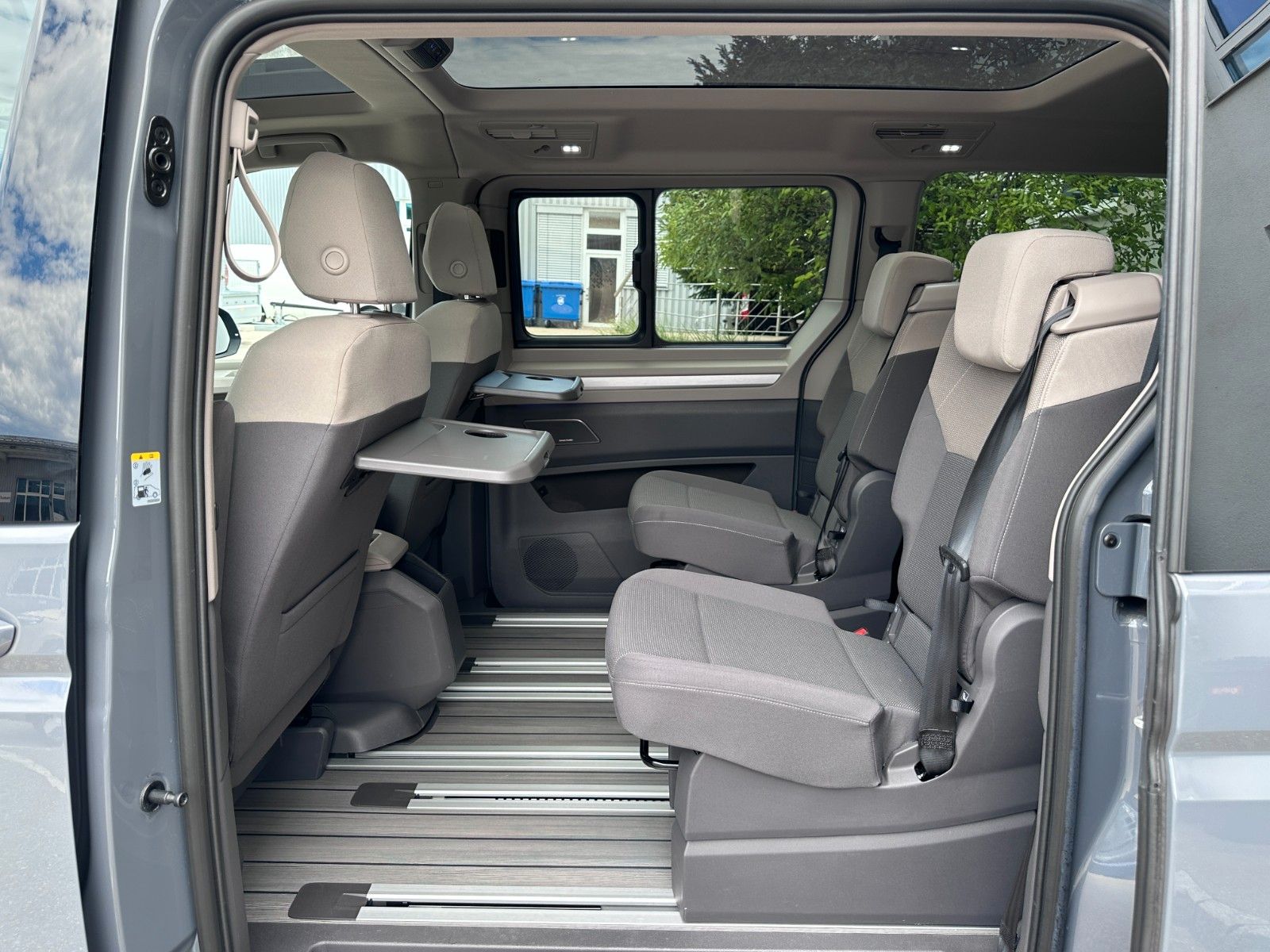 Fahrzeugabbildung Volkswagen T7 Multivan Edition Lang|Deutsch Fzg|UNFALLFREI