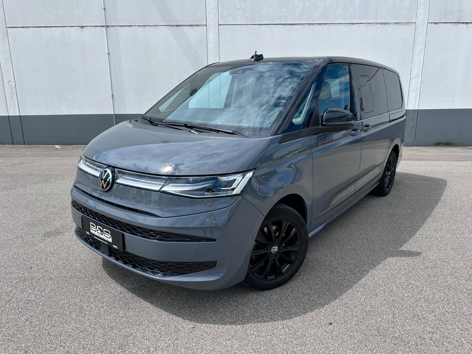 Fahrzeugabbildung Volkswagen T7 Multivan Edition Lang|Deutsch Fzg|UNFALLFREI