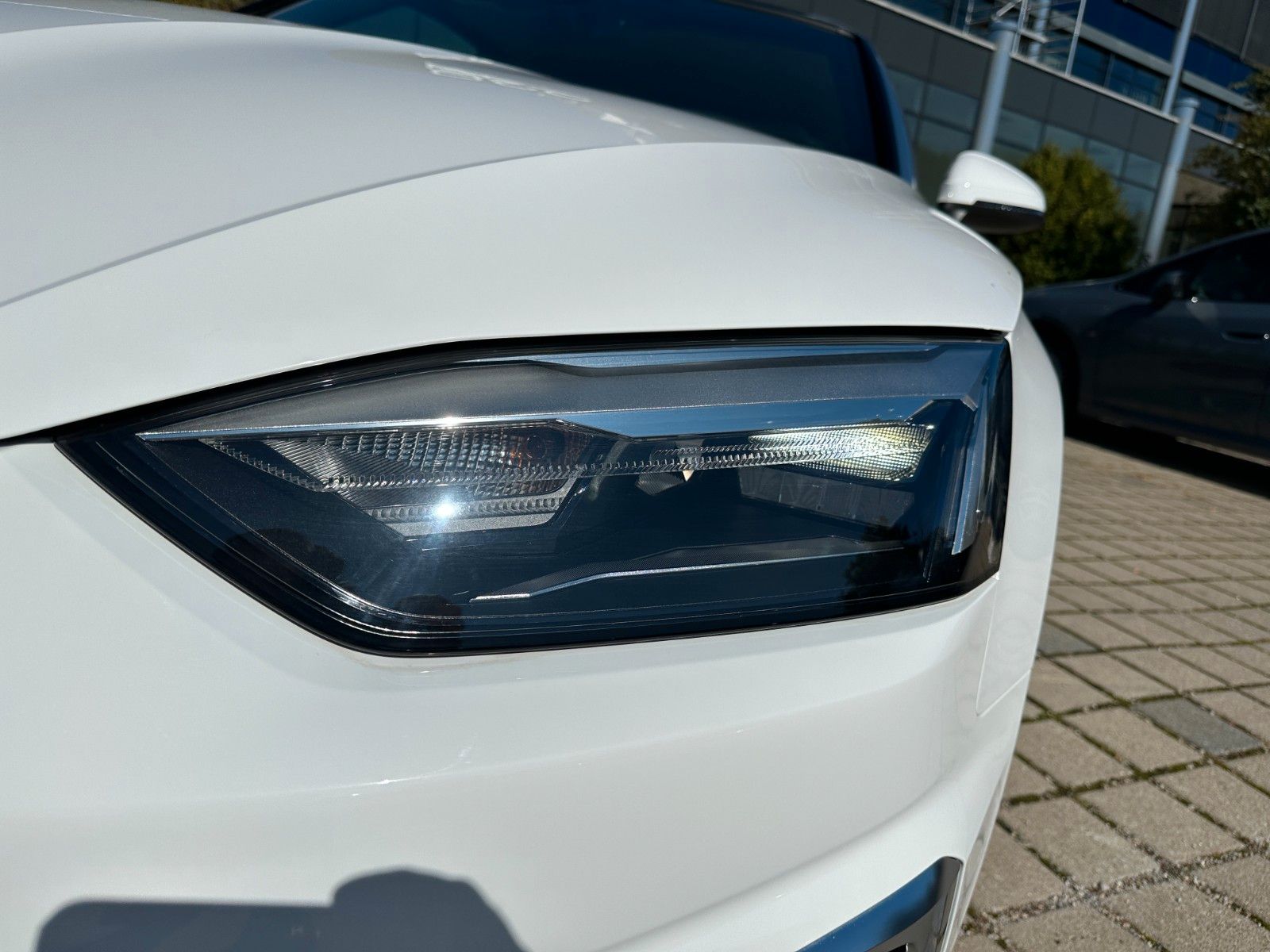Fahrzeugabbildung Audi A5 Cabriolet 40 TFSI S line