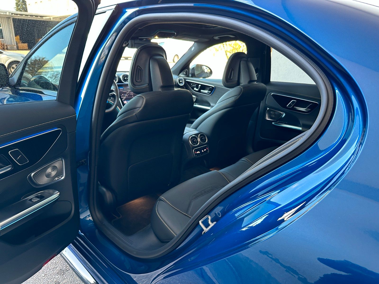 Fahrzeugabbildung Mercedes-Benz C 43 AMG 4Matic DISTR,HUD,PANO,BURM,360,Usw