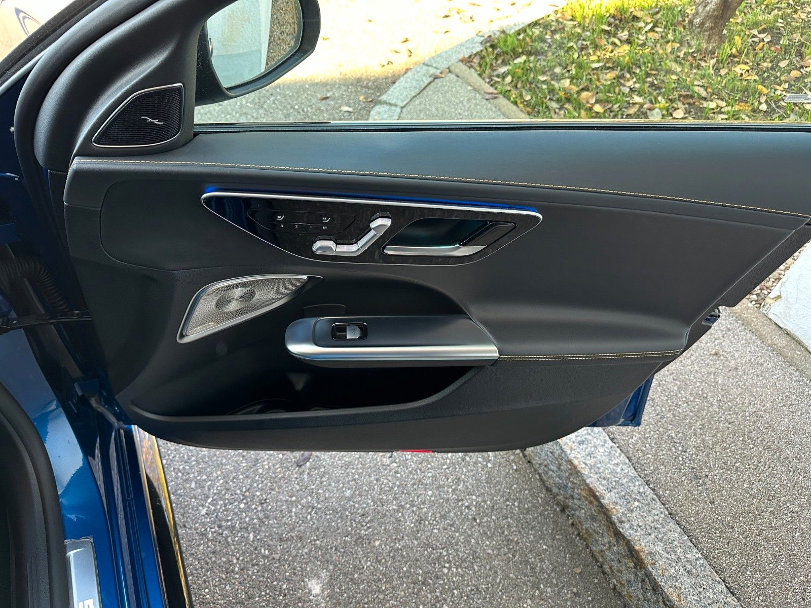 Fahrzeugabbildung Mercedes-Benz C 43 AMG 4Matic DISTR,HUD,PANO,BURM,360,Usw