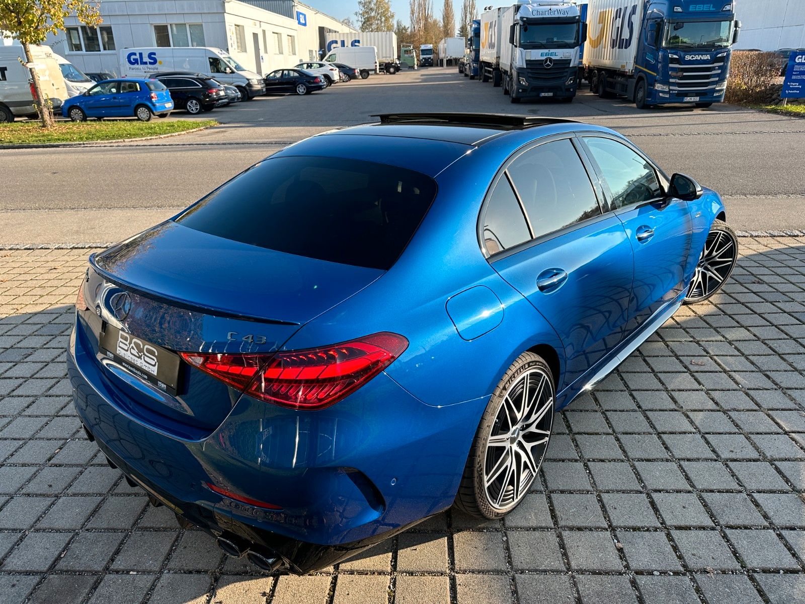 Fahrzeugabbildung Mercedes-Benz C 43 AMG 4Matic DISTR,HUD,PANO,BURM,360,Usw