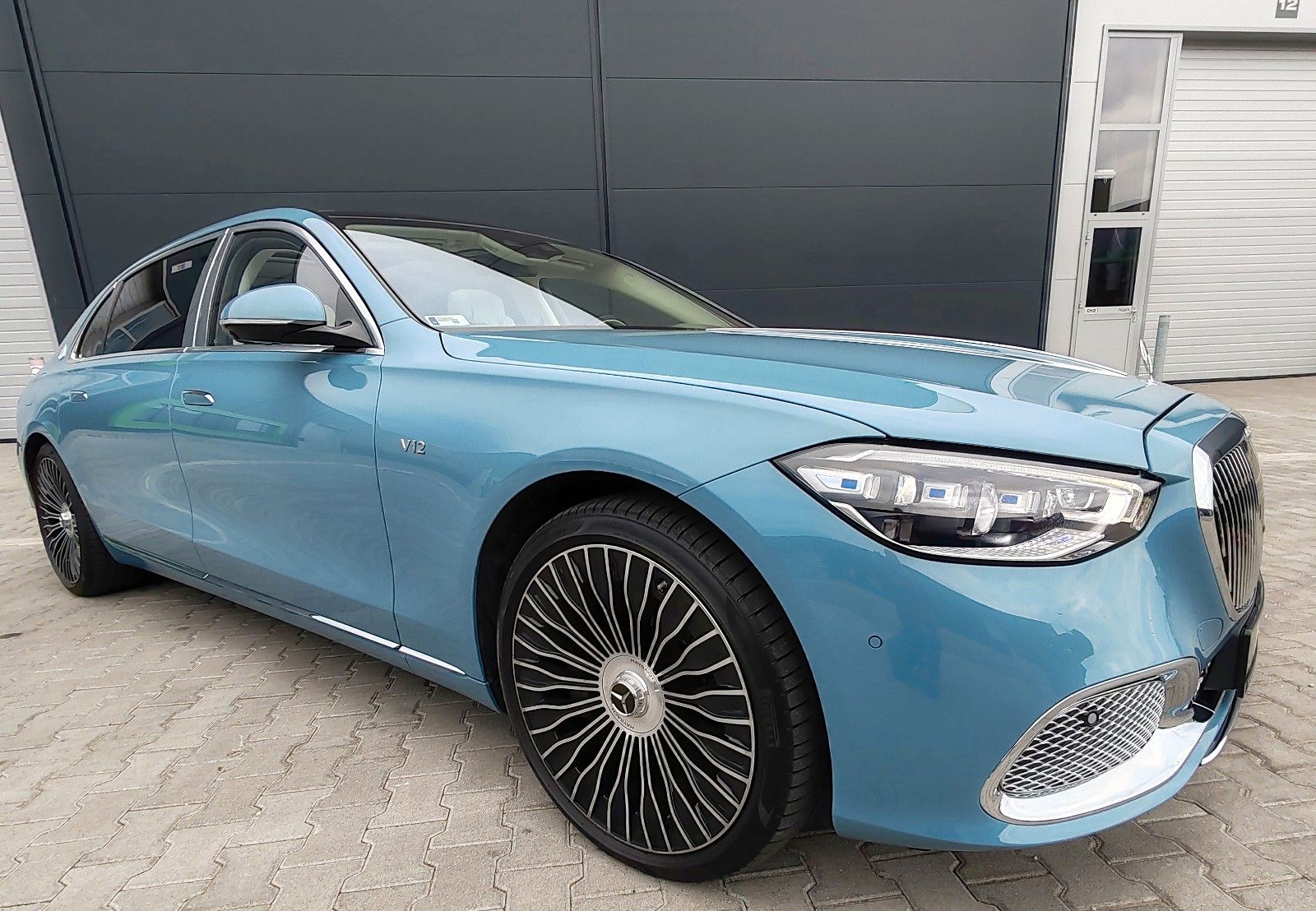 Fahrzeugabbildung Mercedes-Benz Maybach S 680 4Matic DISTR,HUD,PANO,High-End,Usw