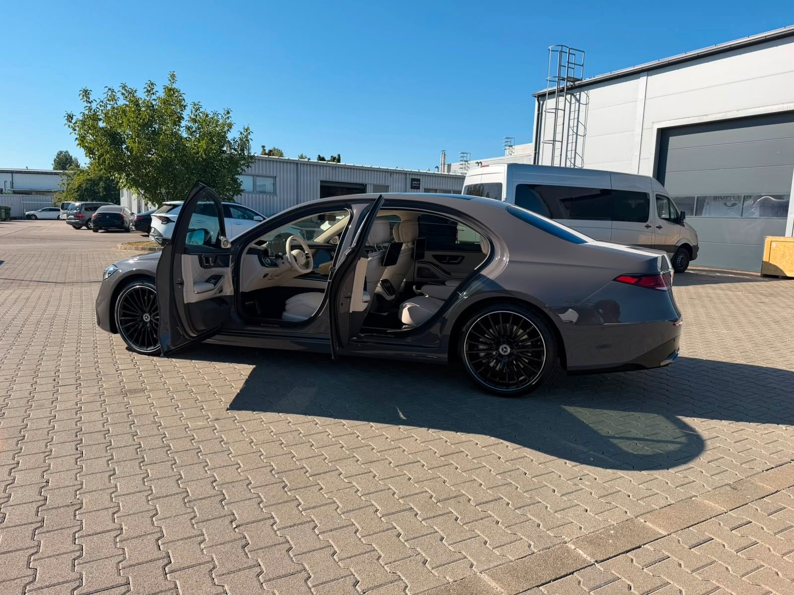 Fahrzeugabbildung Mercedes-Benz S 450d 4M Lang FACELIFT,AMG Line PLUS,FOND ENT