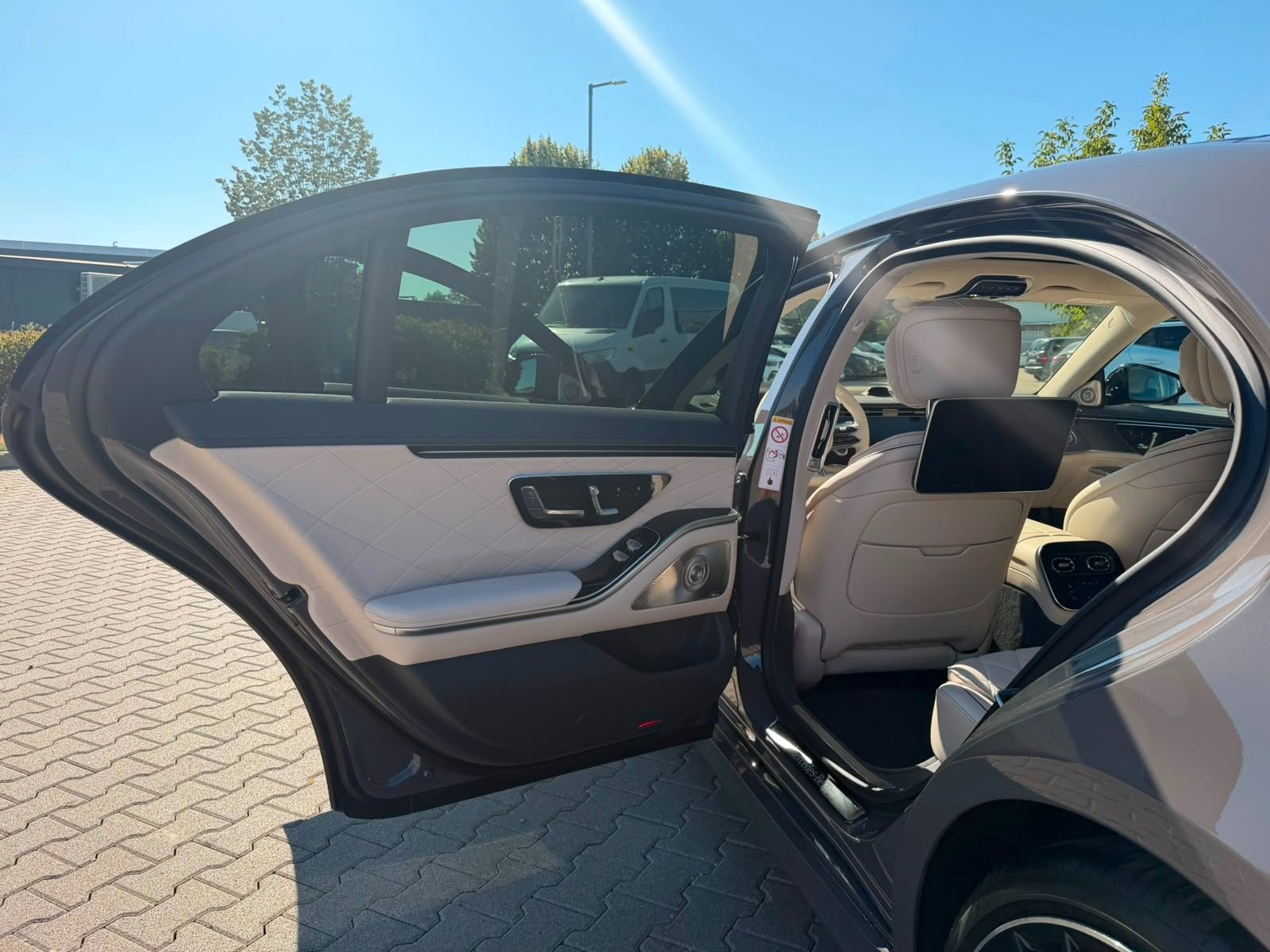 Fahrzeugabbildung Mercedes-Benz S 450d 4M Lang FACELIFT,AMG Line PLUS,FOND ENT