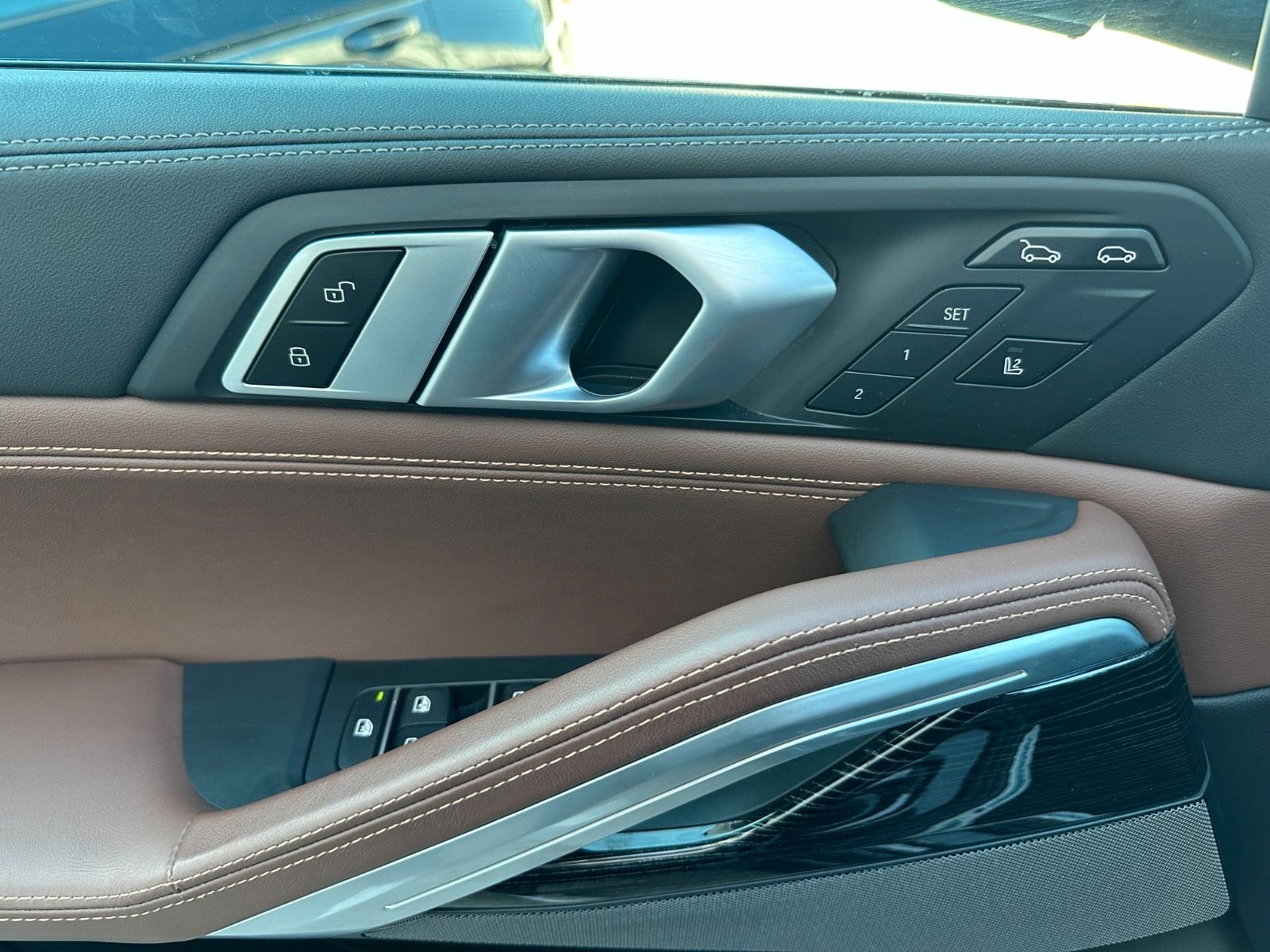 Fahrzeugabbildung BMW X6 30d xDrive MSport ACC,HUD,PANO,H&K,LUFT,Uws