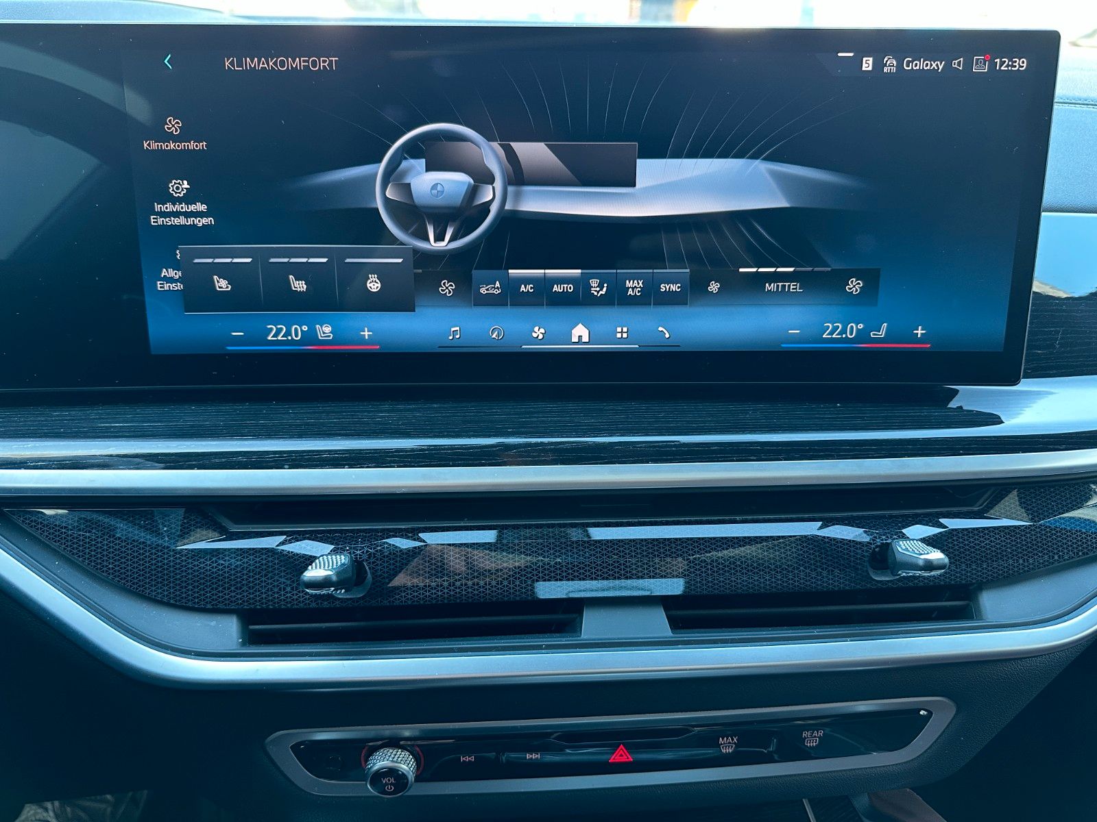 Fahrzeugabbildung BMW X6 30d xDrive MSport ACC,HUD,PANO,H&K,LUFT,Uws