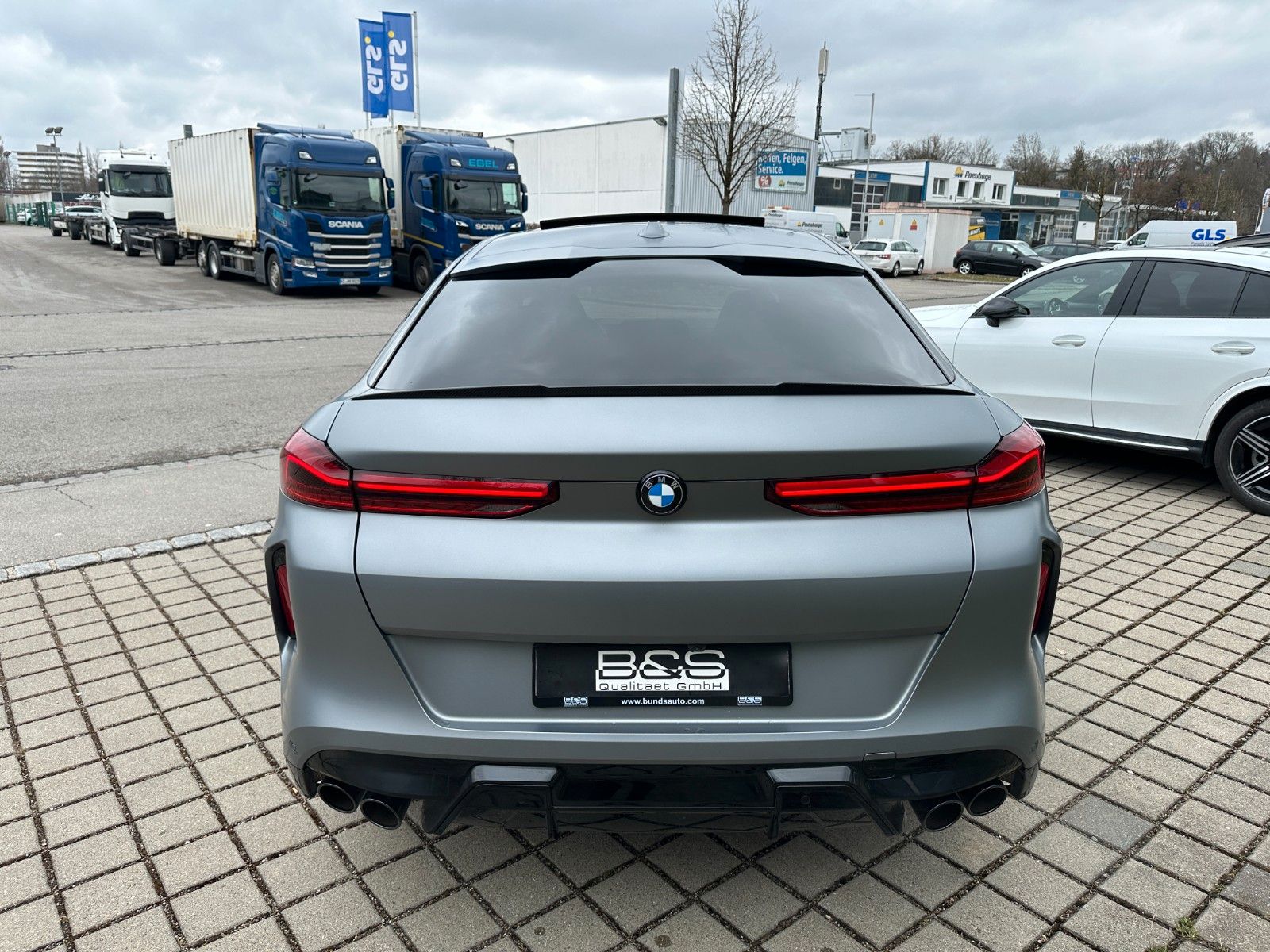 Fahrzeugabbildung BMW X6 M Competition ACC,HUD,PANO,B&W,SOFTCL,22",360