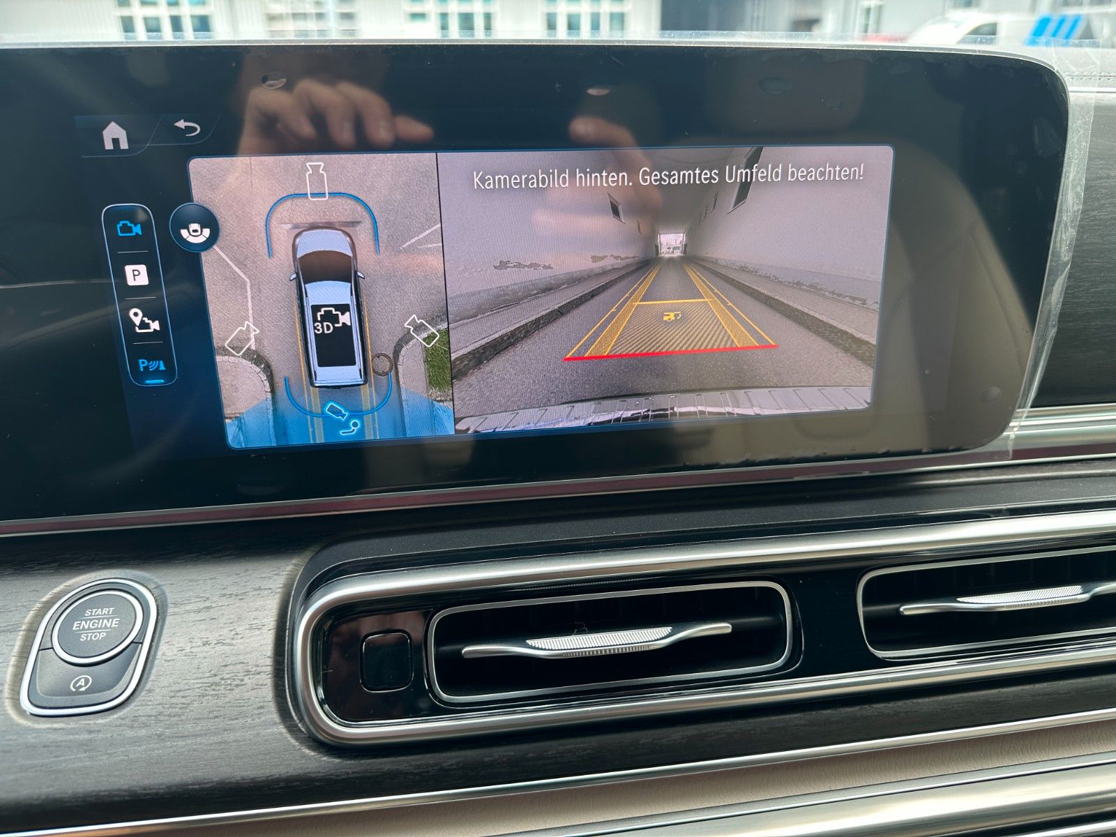 Fahrzeugabbildung Mercedes-Benz V 300d AMG EXCLUSIVE EDITION 4MATIC lang