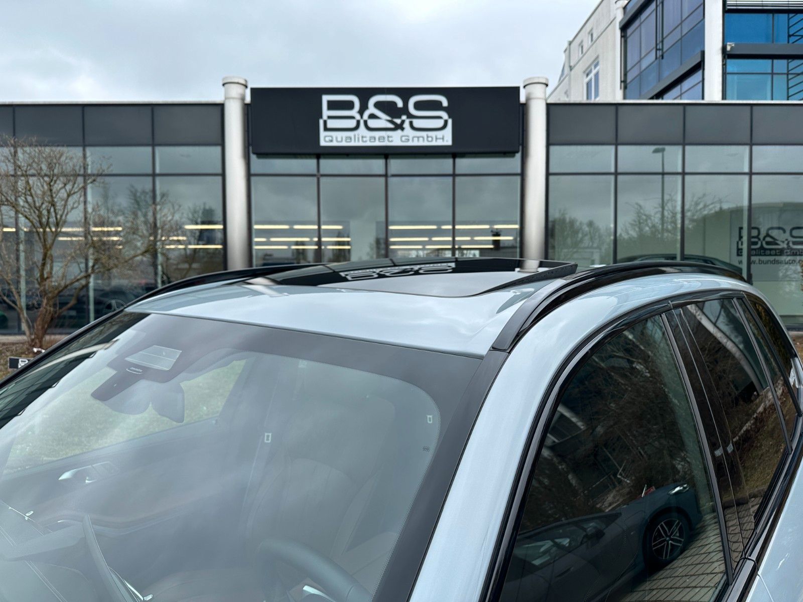 Fahrzeugabbildung BMW X5 50e xDrive MSport ACC,HUD,PANO,HARMAN,LUFT