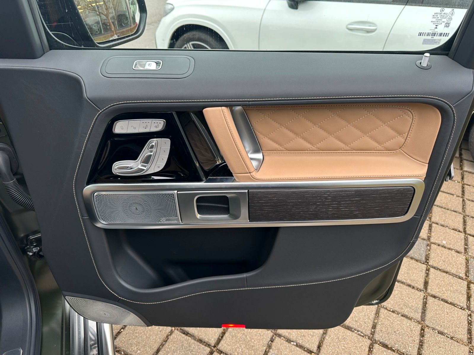 Fahrzeugabbildung Mercedes-Benz G 63 AMG Manufakt,Prem Pl,Burm,Standheiz,Facel.