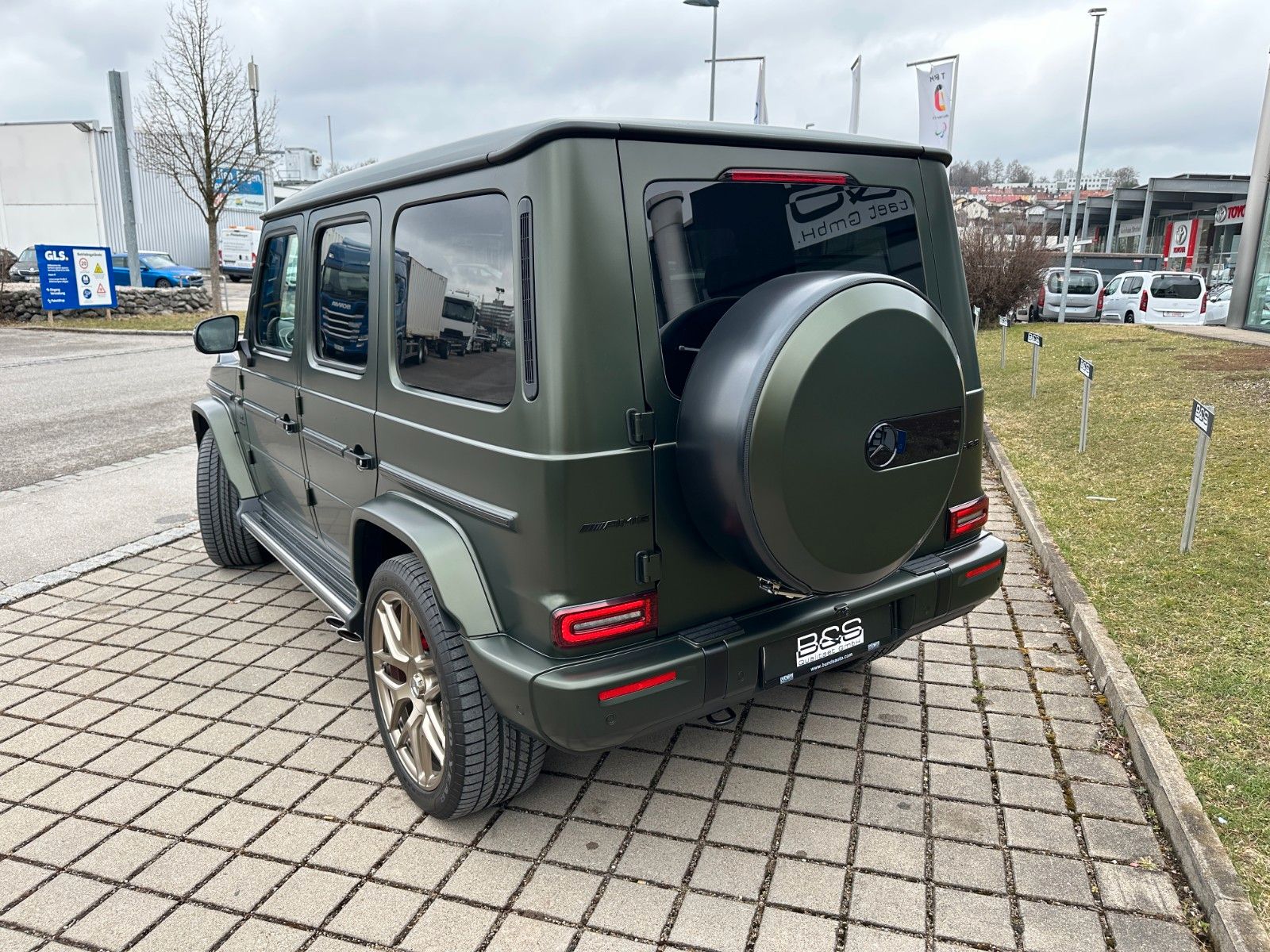 Fahrzeugabbildung Mercedes-Benz G 63 AMG Manufakt,Prem Pl,Burm,Standheiz,Facel.
