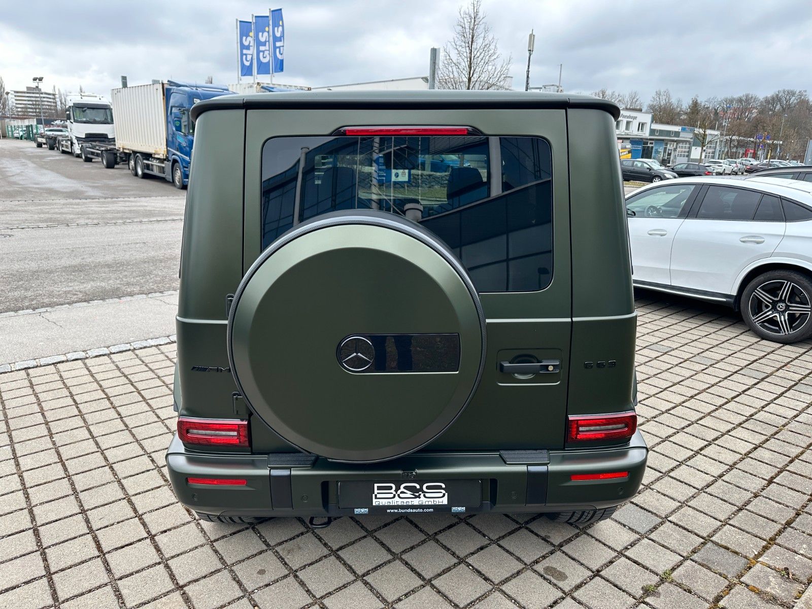 Fahrzeugabbildung Mercedes-Benz G 63 AMG Manufakt,Prem Pl,Burm,Standheiz,Facel.