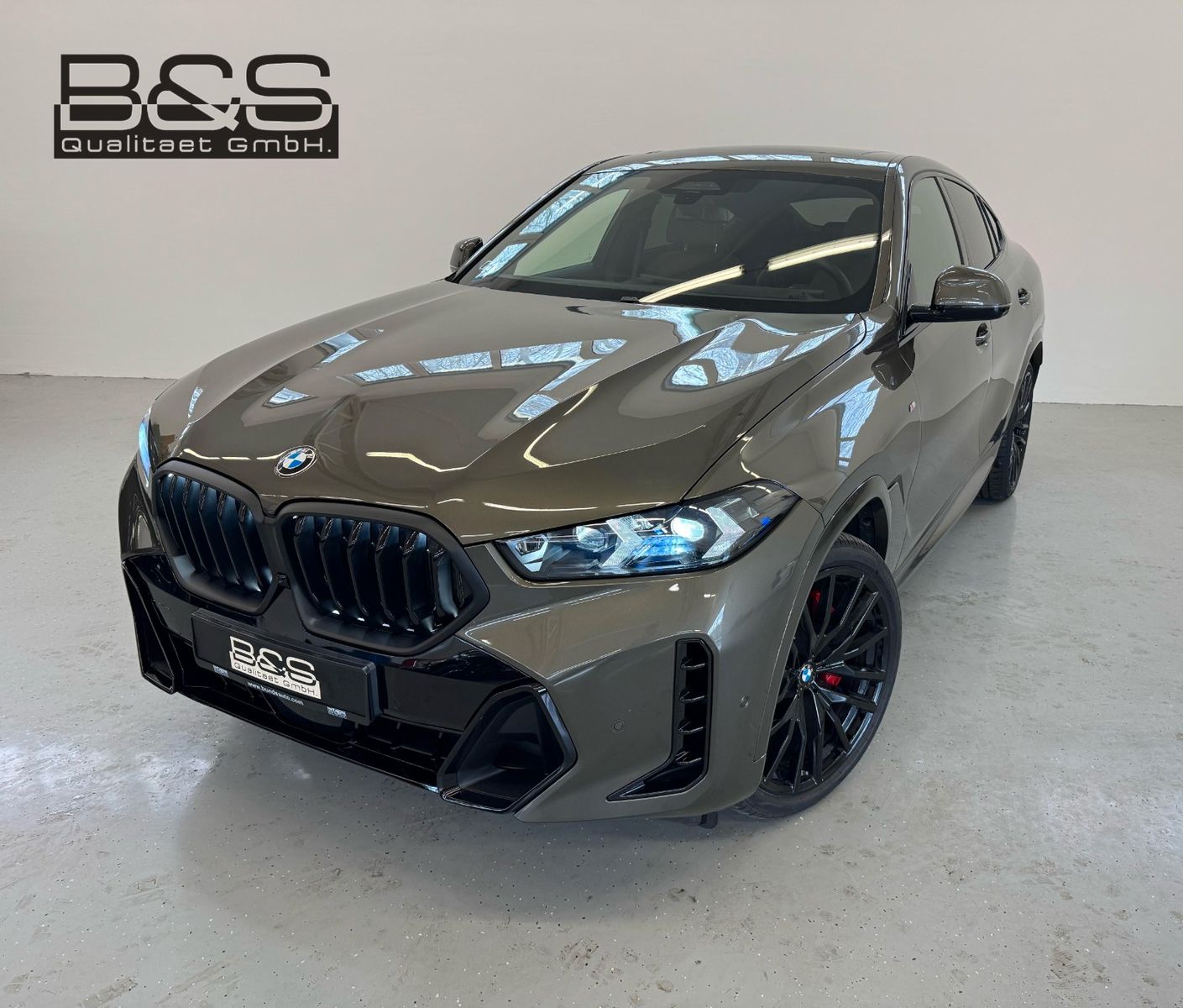 Fahrzeugabbildung BMW X6 40d xDrive MSport ACC,HUD,PANO,HARMAN,LUFT,..