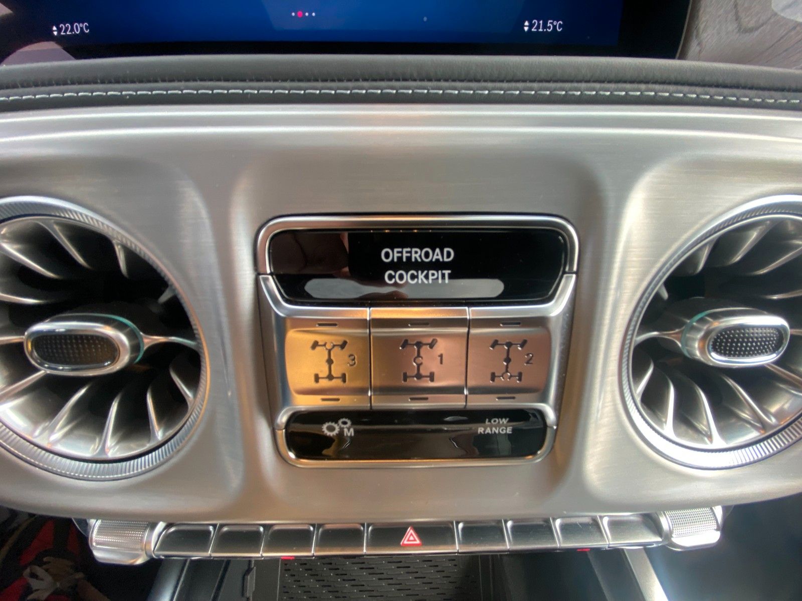 Fahrzeugabbildung Mercedes-Benz G 63 AMG DISTR,ACC,BURM,MANUFAKTUR,Night-Paket..