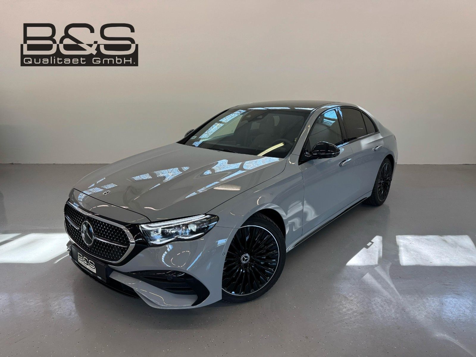 Fahrzeugabbildung Mercedes-Benz E 220 d 4Matic AMG Line Premium Pl,BURM,PANO,360