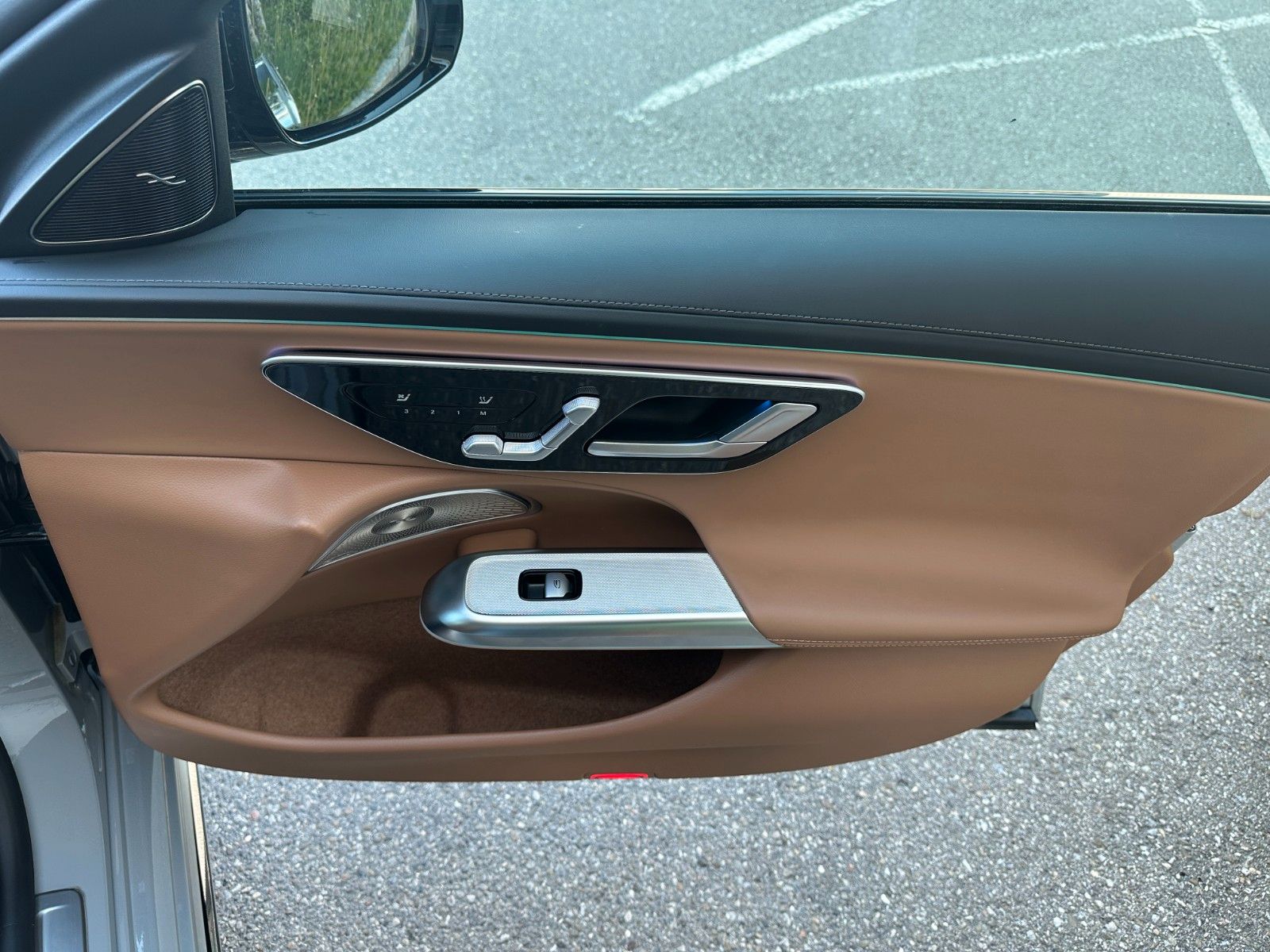 Fahrzeugabbildung Mercedes-Benz E 220 d 4Matic AMG Line Premium Pl,BURM,PANO,360