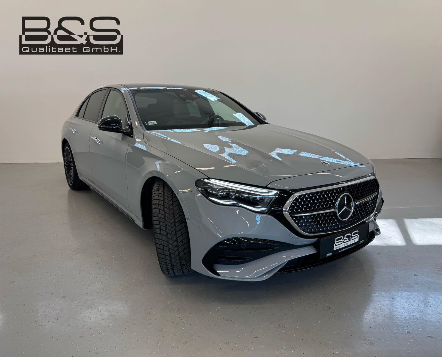 Fahrzeugabbildung Mercedes-Benz E 220 d 4Matic AMG Line Premium Pl,BURM,PANO,360