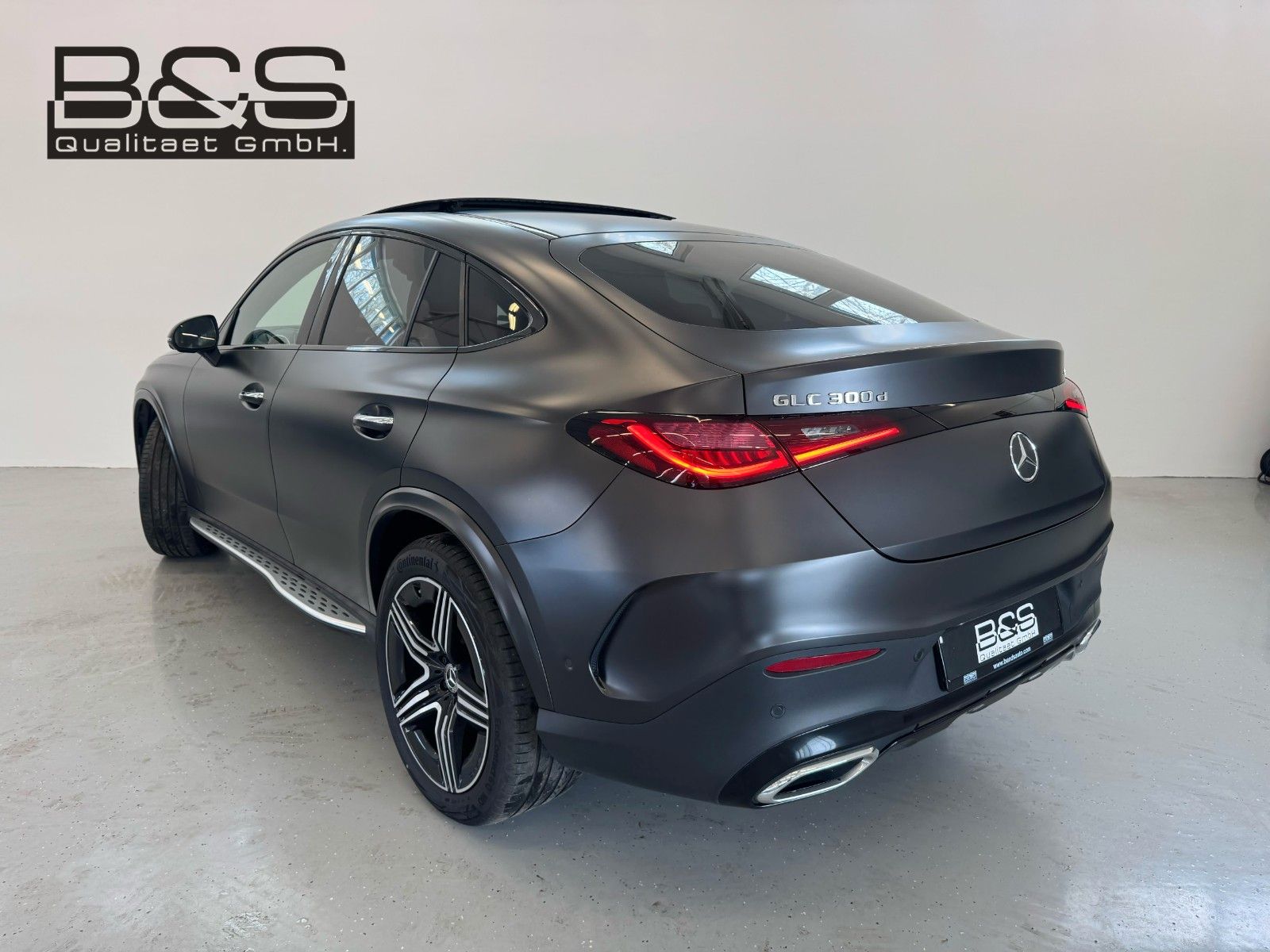 Fahrzeugabbildung Mercedes-Benz GLC 300d 4Matic Coupe DISTR,HUD,PANO,BURM,AHK