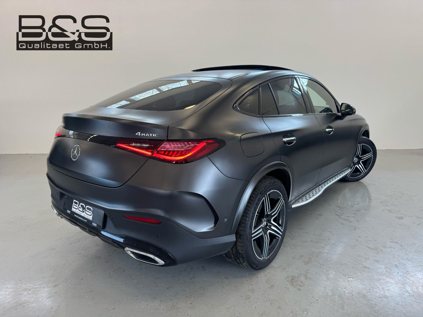 Fahrzeugabbildung Mercedes-Benz GLC 300d 4Matic Coupe DISTR,HUD,PANO,BURM,AHK