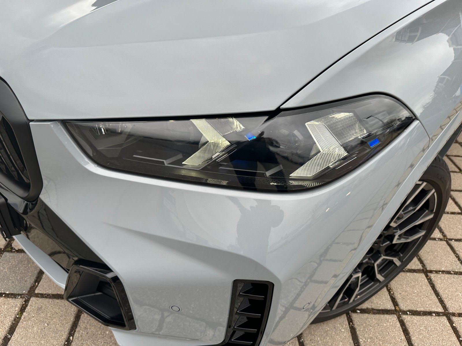 Fahrzeugabbildung BMW X5 30d xDrive M Sport ACC,HUD,PANO,HARMAN,AHK...