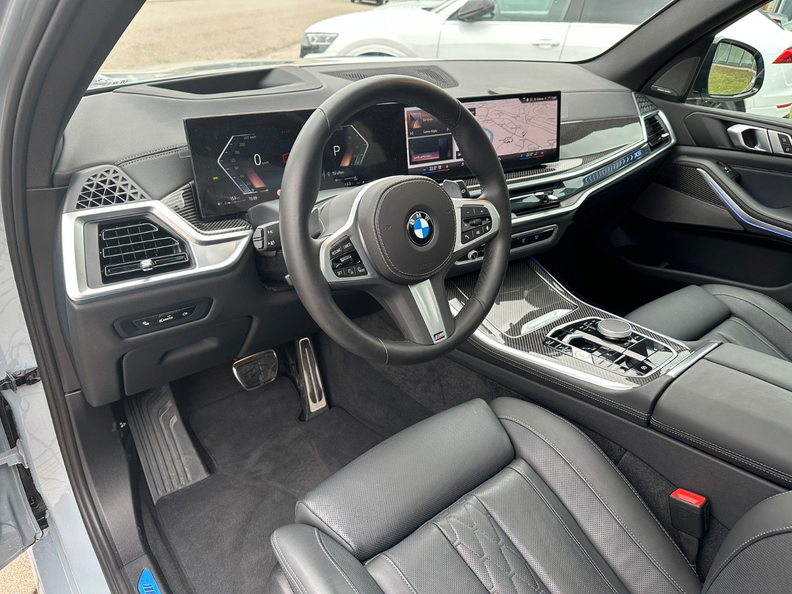 Fahrzeugabbildung BMW X5 30d xDrive M Sport ACC,HUD,PANO,HARMAN,AHK...