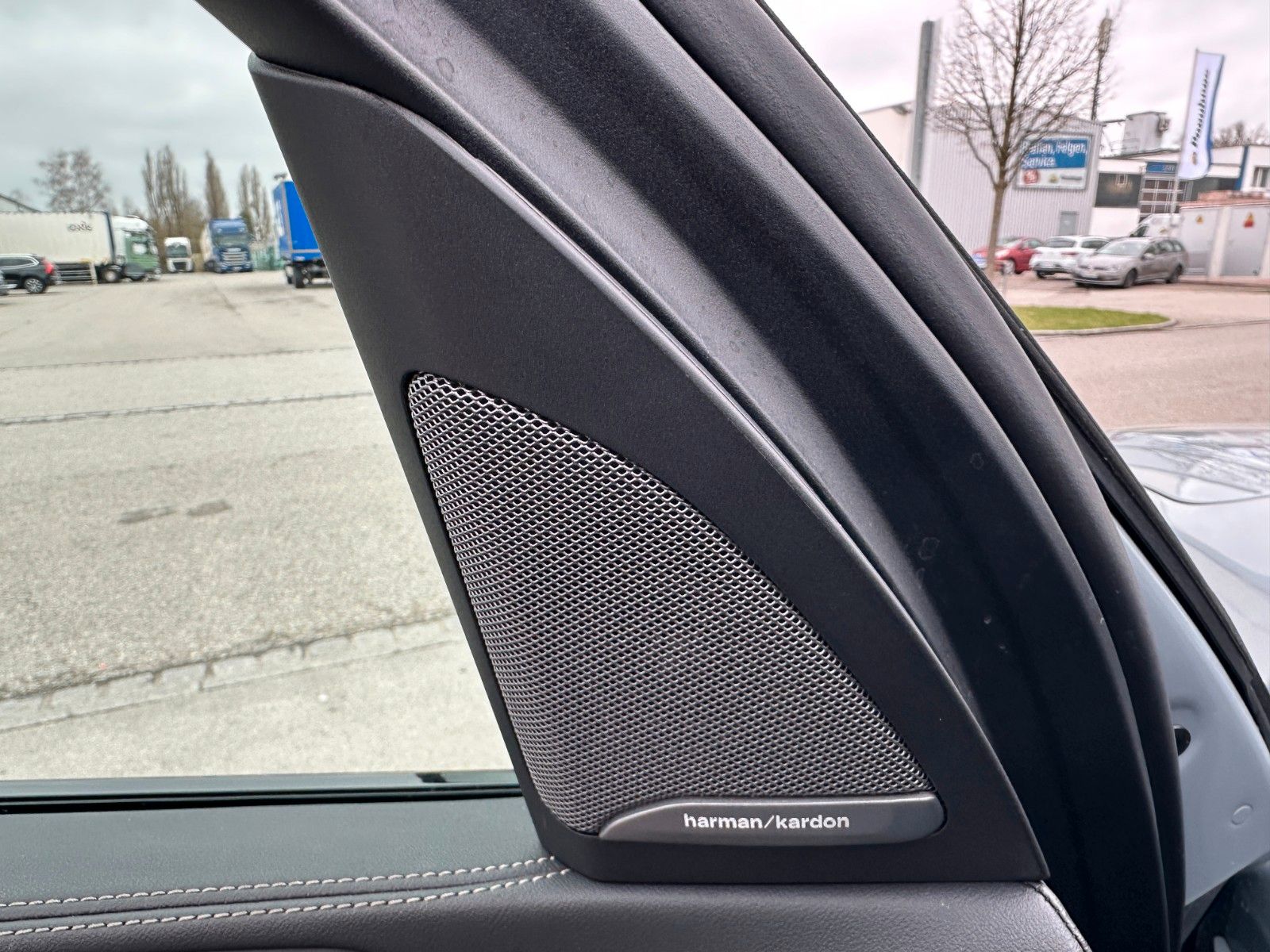 Fahrzeugabbildung BMW X5 30d xDrive M Sport ACC,HUD,PANO,HARMAN,AHK...