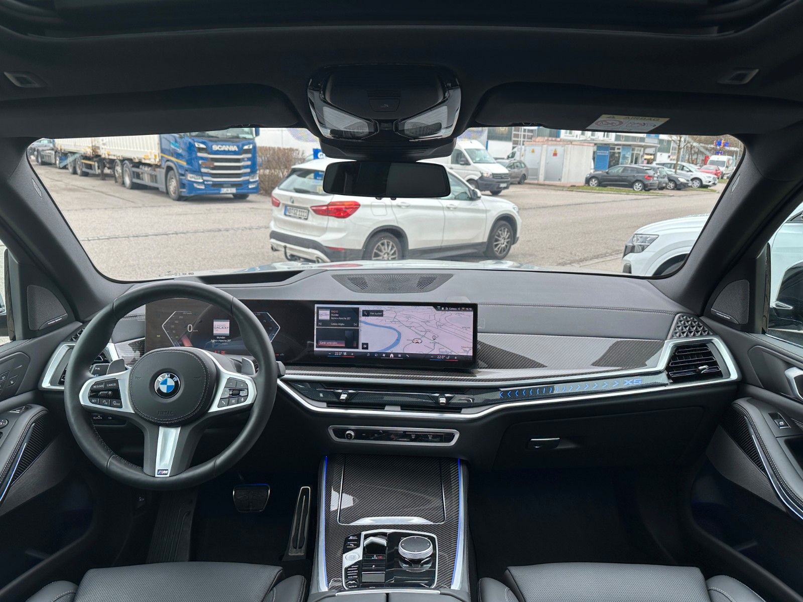 Fahrzeugabbildung BMW X5 30d xDrive M Sport ACC,HUD,PANO,HARMAN,AHK...