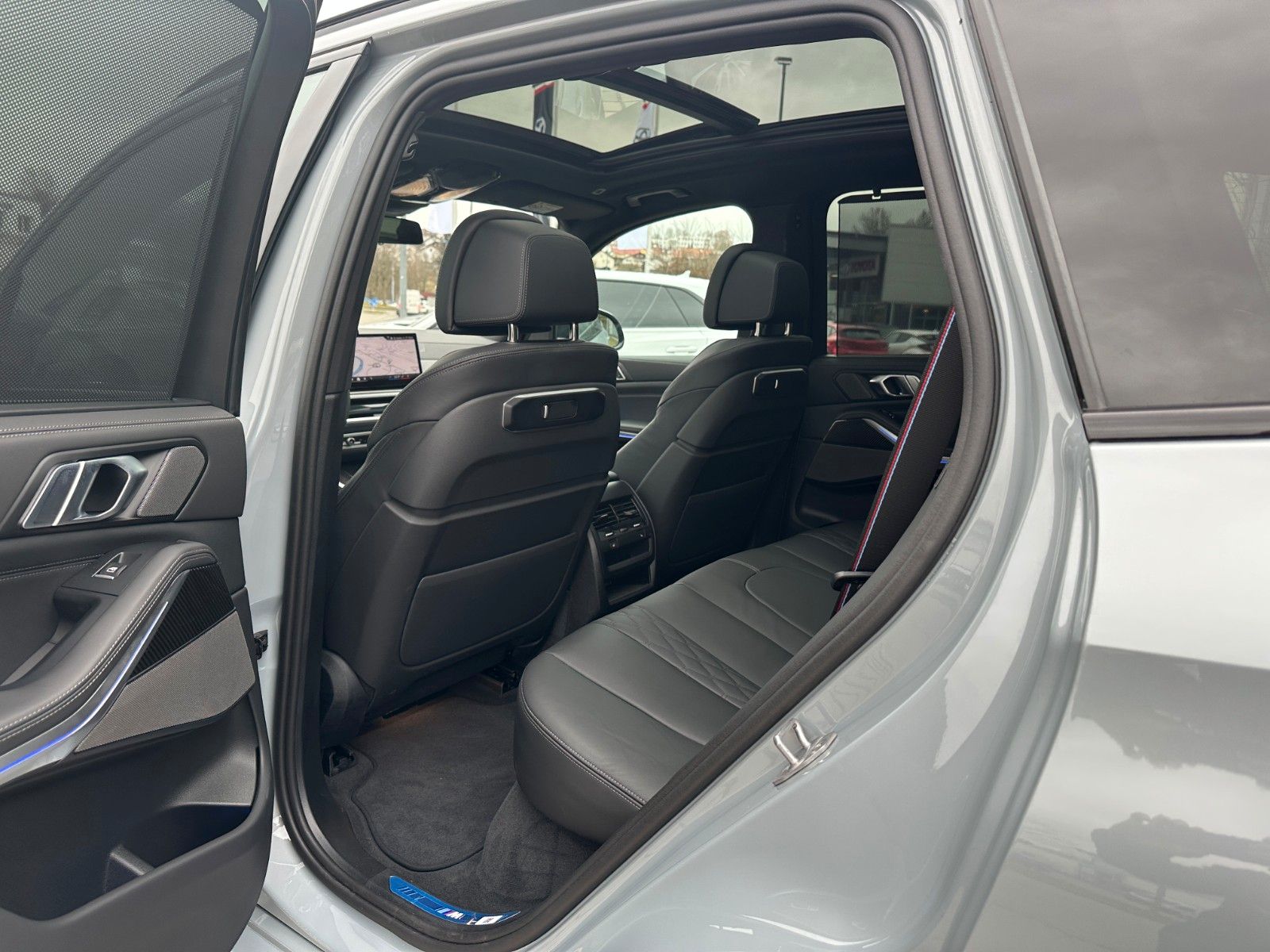 Fahrzeugabbildung BMW X5 30d xDrive M Sport ACC,HUD,PANO,HARMAN,AHK...