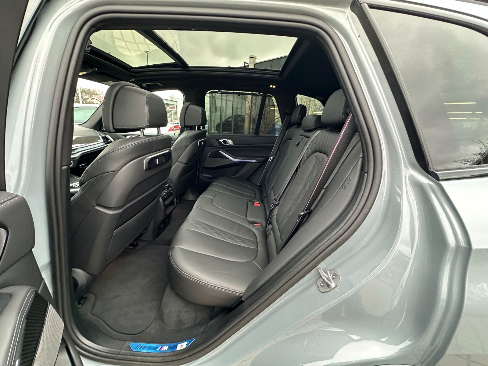 Fahrzeugabbildung BMW X5 30d xDrive M Sport ACC,HUD,PANO,HARMAN,AHK...